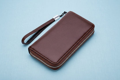 Zip & Go™ Leather Clutch Wallet