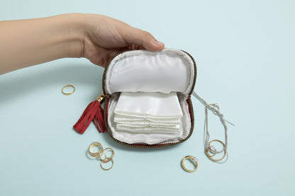 Tangle-Free Jewelry, Wherever You Go