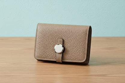 Pocket-Perfect Leather Card Wallet — Chic, Compact, Ready to Roam