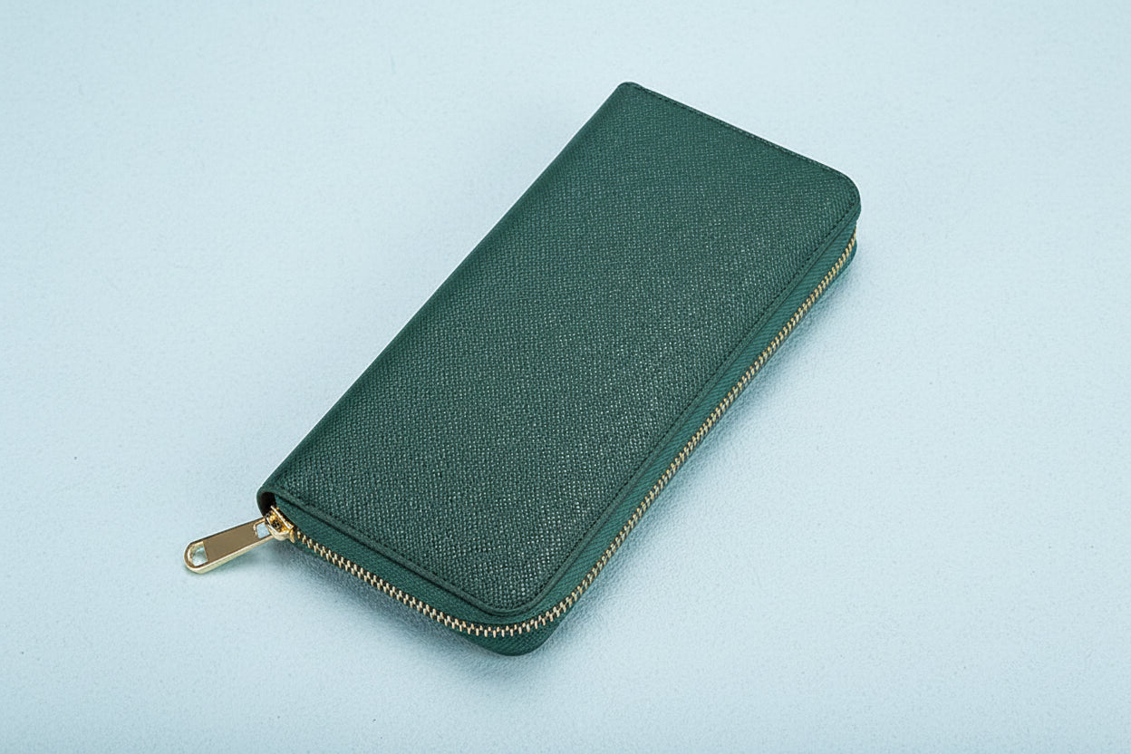 Zip & Go™ Leather Clutch Wallet