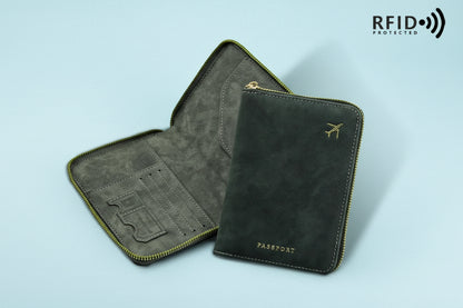 Smart Traveler Passport Wallet
