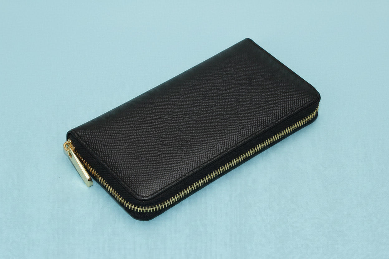 Zip & Go™ Leather Clutch Wallet