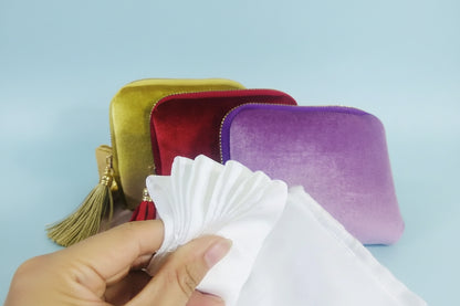 Tangle-Free Jewelry, Wherever You Go