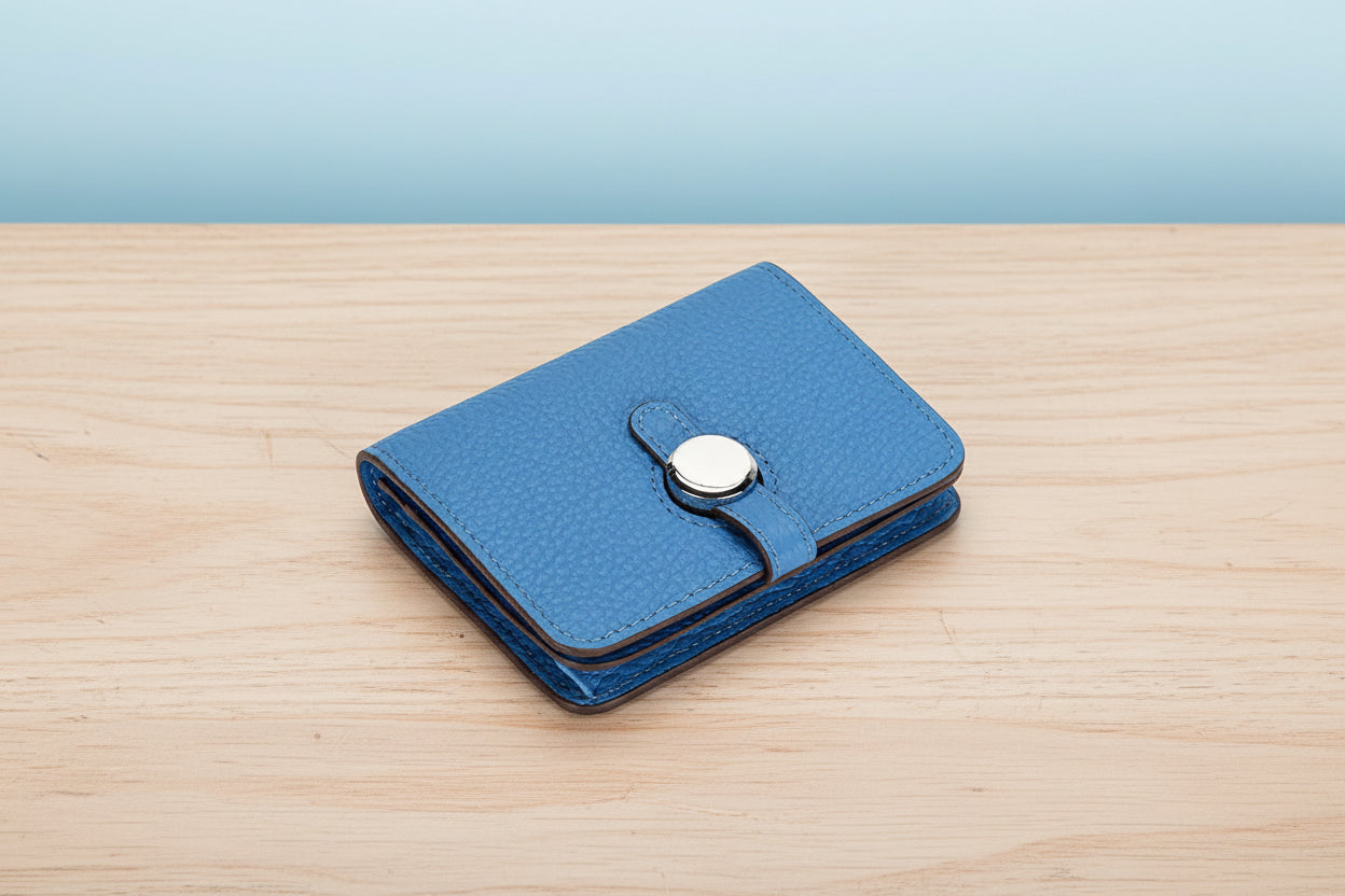 Pocket-Perfect Leather Card Wallet — Chic, Compact, Ready to Roam