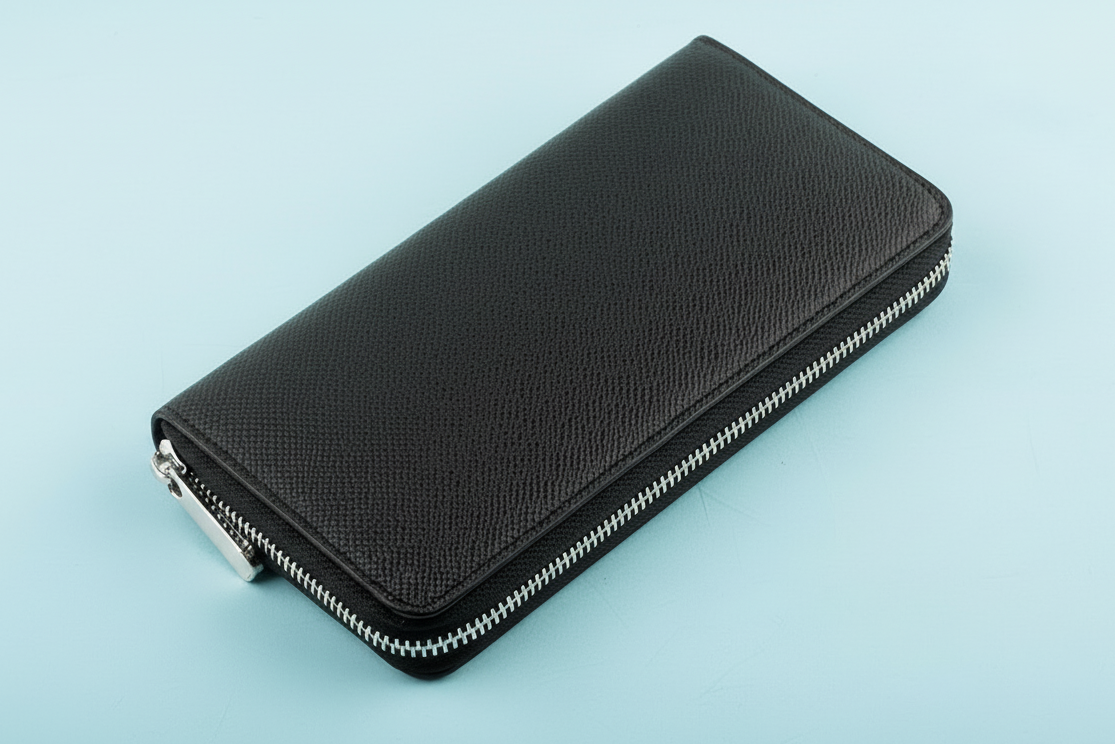 Zip & Go™ Leather Clutch Wallet