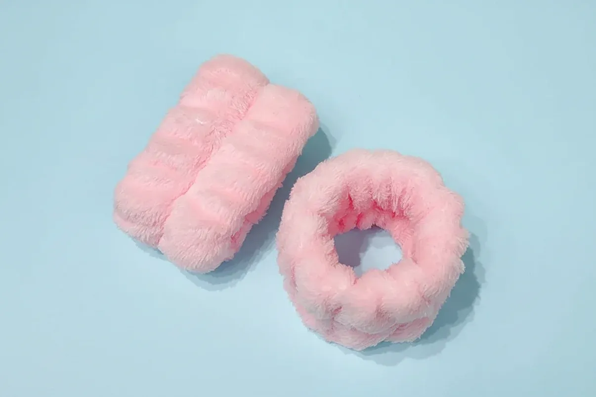 Drip-Stopping Duo - 1 Pair - Image 3