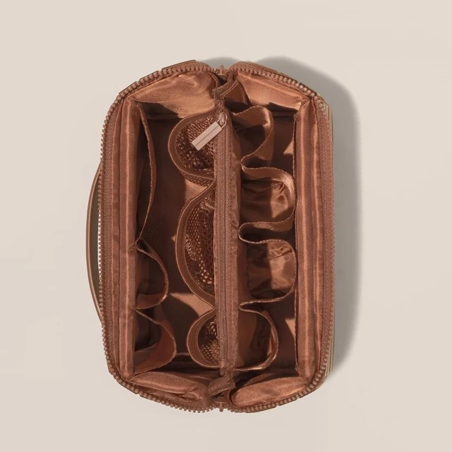 Beauty Suite Travel Organizer - Image 3